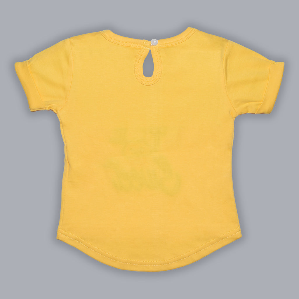 trendy and stylish half sleeve t-shirt with shorts for newborn baby girls