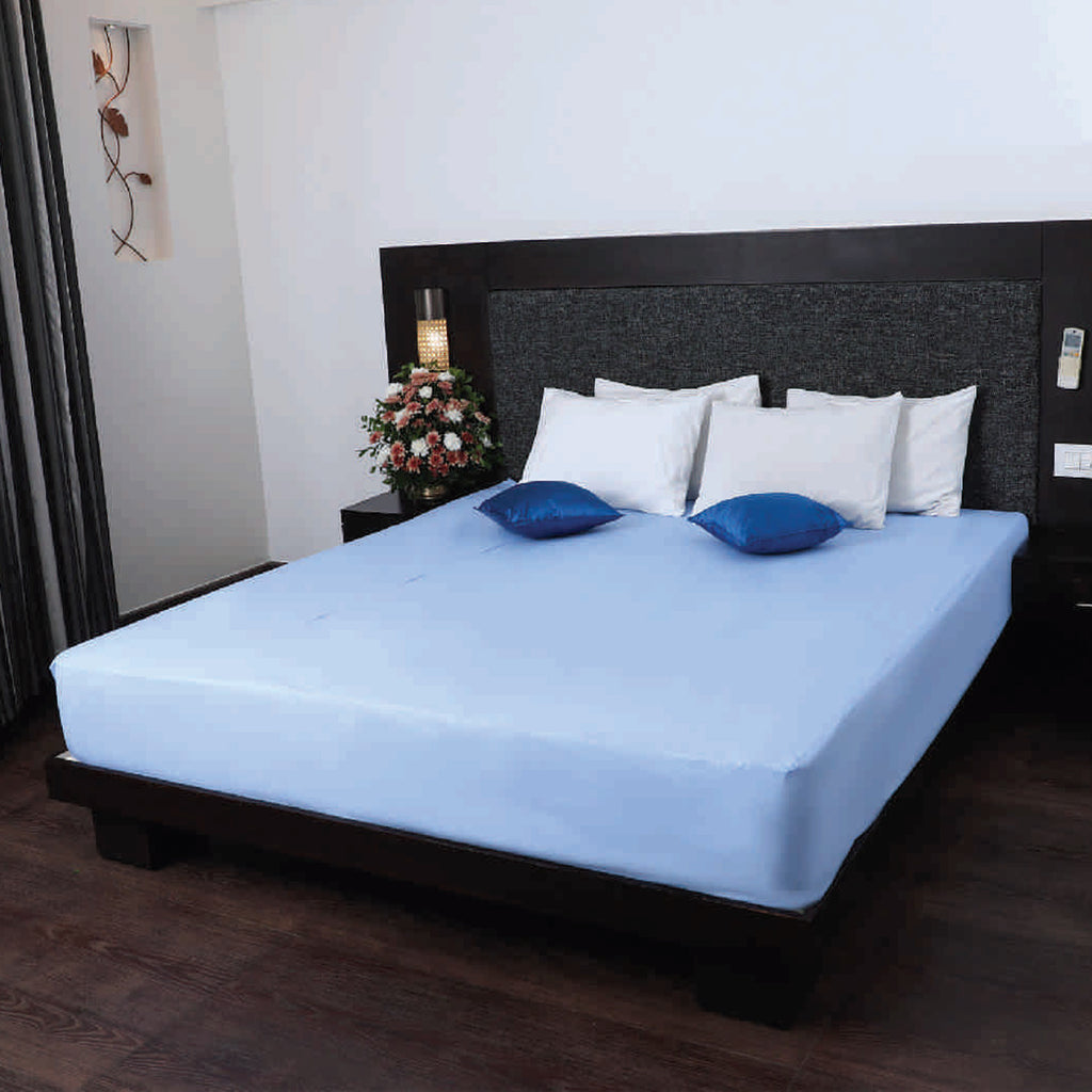 Elo Waterproof Double Bed Cover